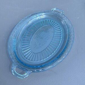🎀13” Oval Platter Ice Blue Depression glass, Mayfair (Open Rose) pattern.